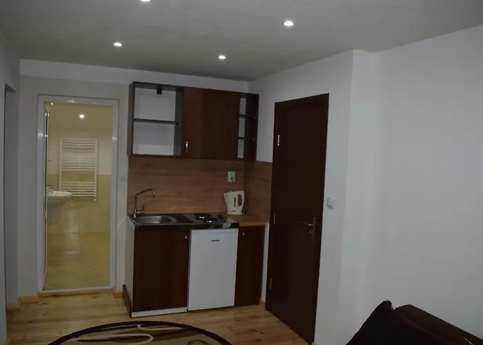 Къща за гости Mamin Kolio 2*