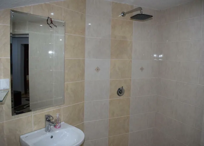 Къща за гости Mamin Kolio