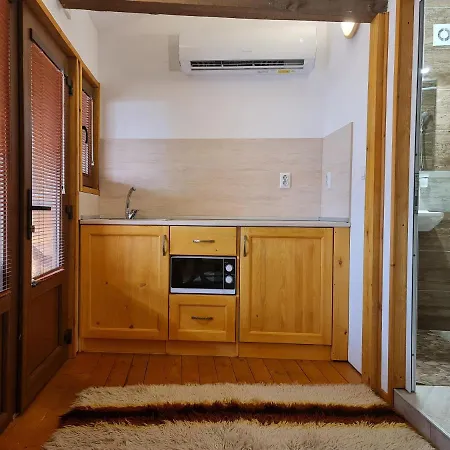 Guest house Mamin Kolio 2*