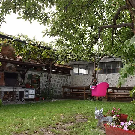 Guest house Mamin Kolio 2*